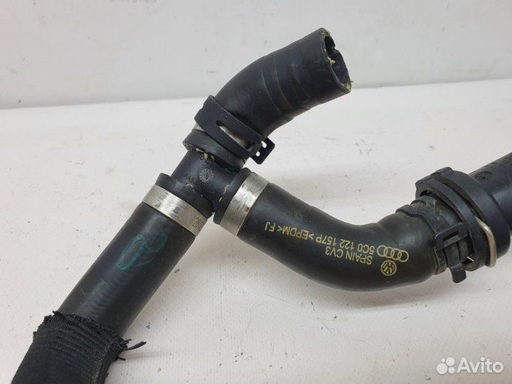 Патрубок системы охлаждения Volkswagen Jetta 6 1.4