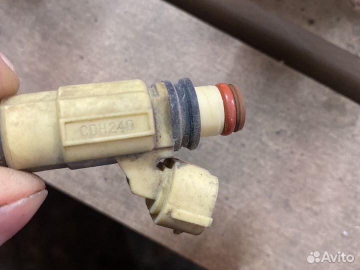 Форсунки топливные Mitsubishi Galant 8