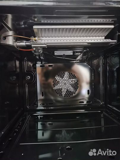 Продаю духовой шкаф