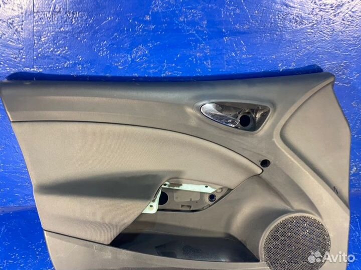 Обшивка двери передняя левая Seat Ibiza 6J cbzb