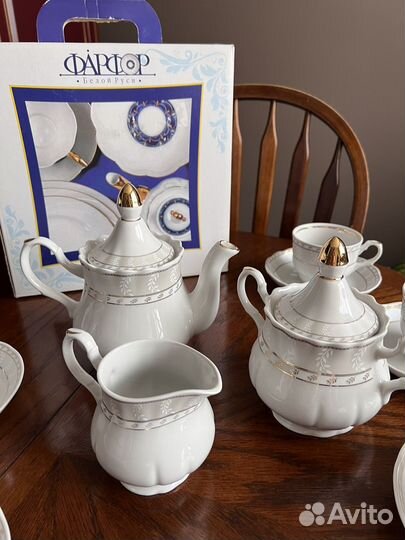 Сервиз чайный фарфоровый новый