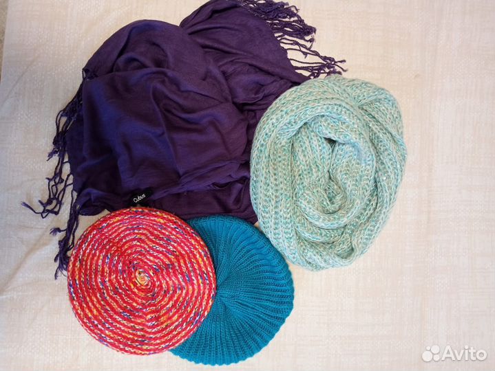 Береты, палантин, снуд - женские