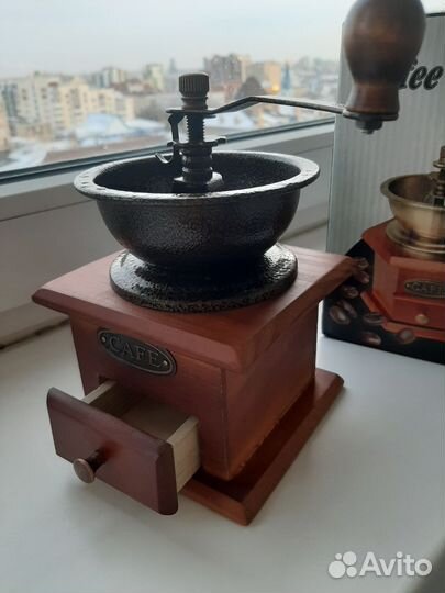 Кофемолка ручная. Винтаж