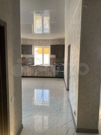 Дом 170 м² на участке 6 сот.