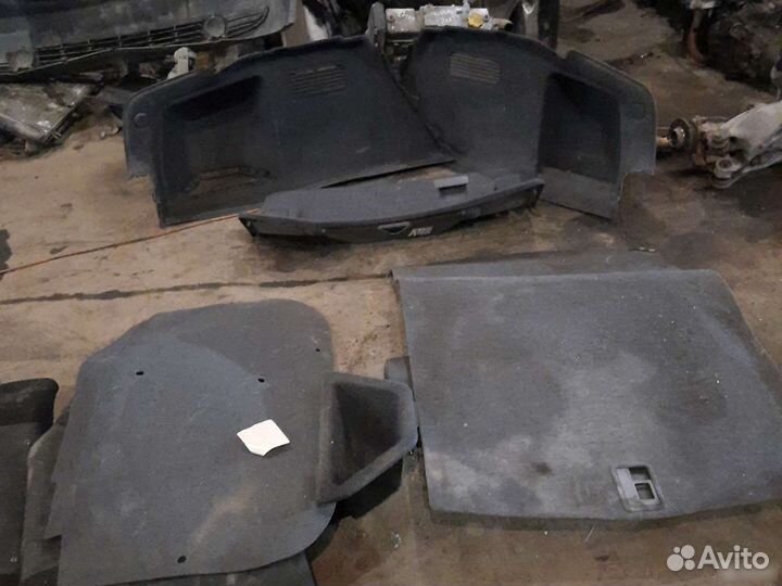 Обшивка багажника ауди a4 b7