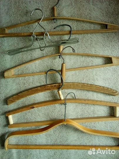 Вешалки-плечики.настенная для одежды крючки СССР
