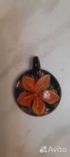 Кулон и брошь