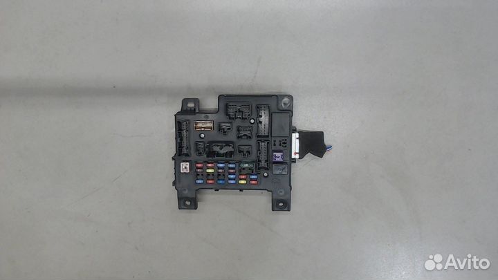 Блок предохранителей Mitsubishi Outlander XL, 2010