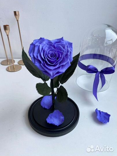 Роза в колбе сердце