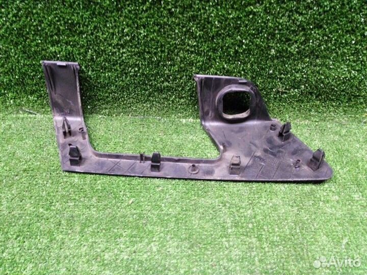 Накладка двери Ford Fusion 2006