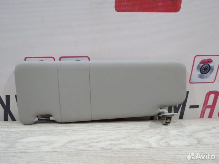 Козырек солнцезащитный левый Renault Sandero 2