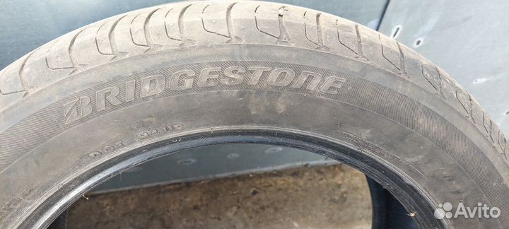 Bridgestone Turanza T001 225/55 R17