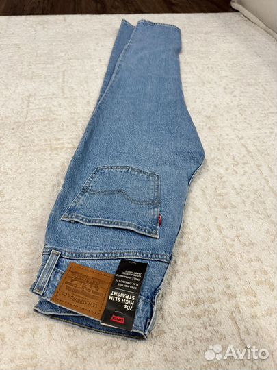 Джинсы Levis 70 high slim straight