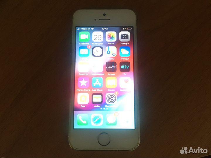 Телефон iPhone 5s
