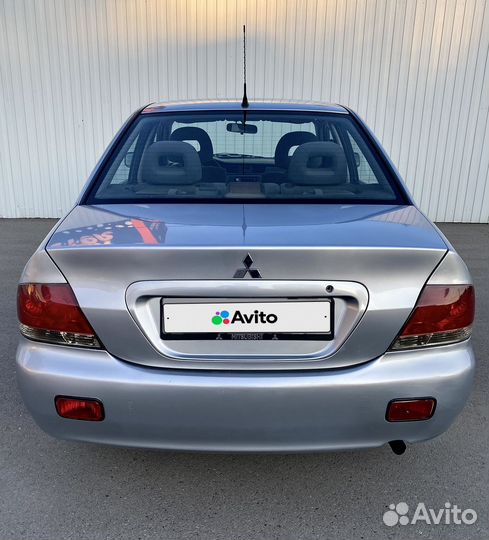 Mitsubishi Lancer 1.6 МТ, 2005, 284 000 км