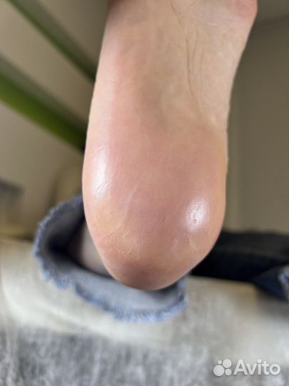 Модель на педикюр / Бесплатно