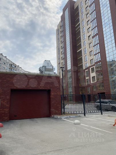 Машиноместо, 14 м²