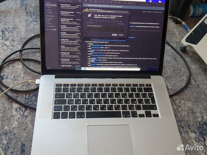 Apple macbook pro 15' mid 2015 2,2 i7 16 256