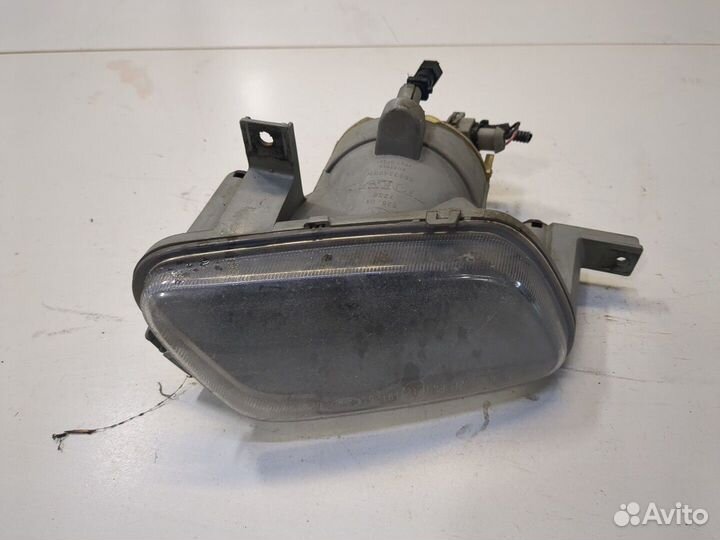 Фара противотуманная Volvo V70, 2006