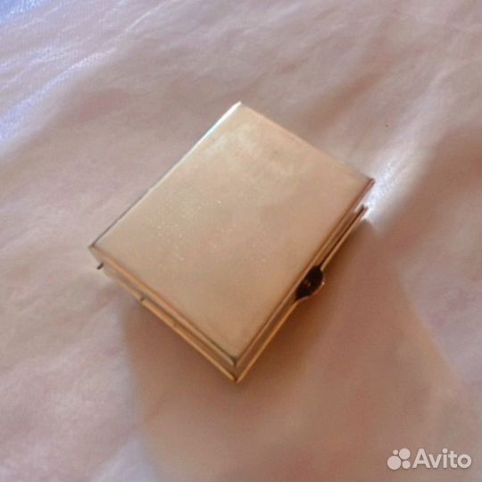 Шкатулка таблетница винтаж 