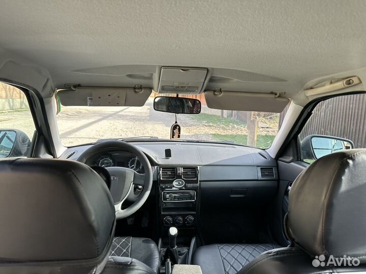 LADA Priora 1.6 МТ, 2013, 196 000 км