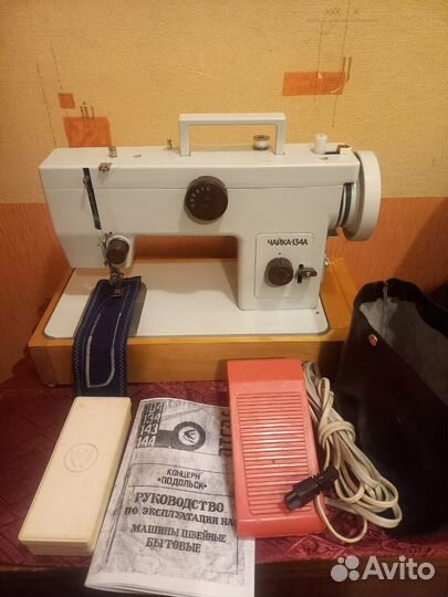 Швейная машина Чайка 134