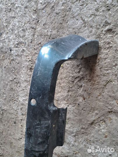 Диффузор заднего бампера на Porsche Cayenne 955