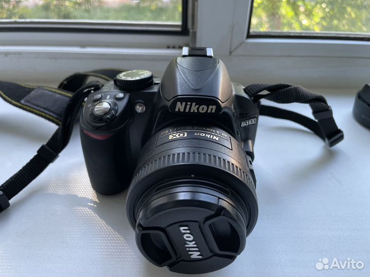 Зеркальный фотоаппарат Nikon D3100 + Объектив 35mm