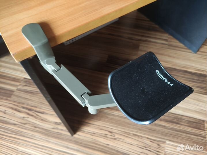 Подлокотники для компьютерного стола