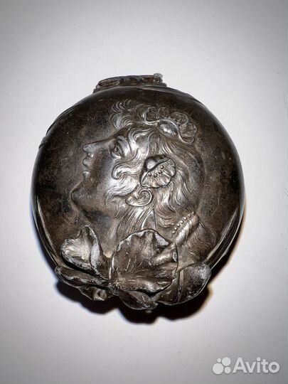 Старинная шкатулка мушечница, шпиатр, модерн