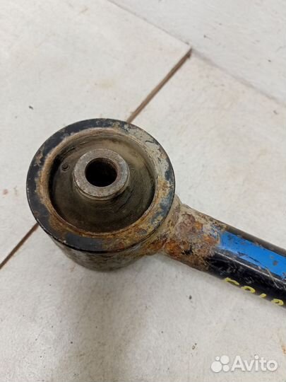 Тяга задняя продольная правая внутренняя