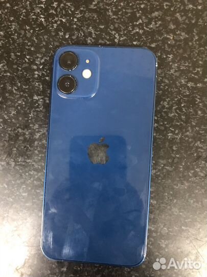 Телефон iPhone 12 mini