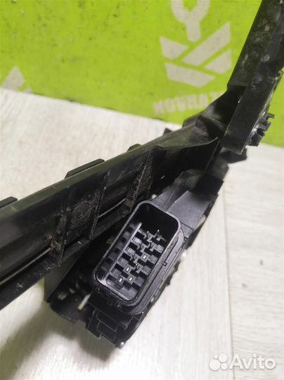 Замок двери задней правой Форд Фокус 2 08-11