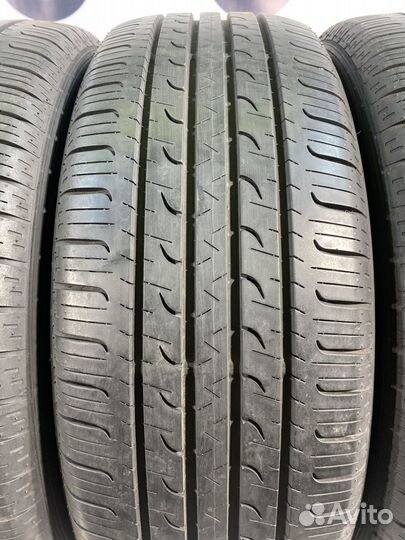 Goodyear EfficientGrip SUV 4x4 225/55 R19 96W