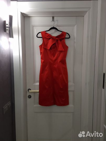 Платье футляр 44-46 красного цвета