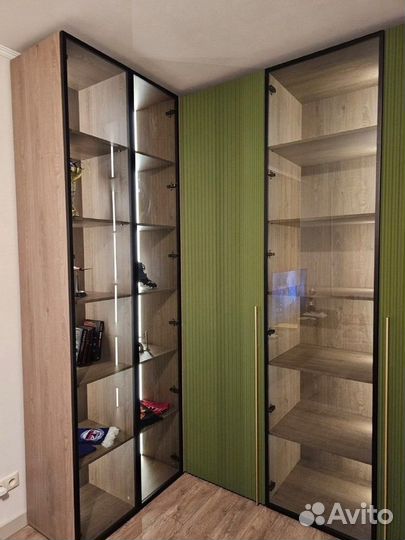 Шкаф распашной / мебель на заказ