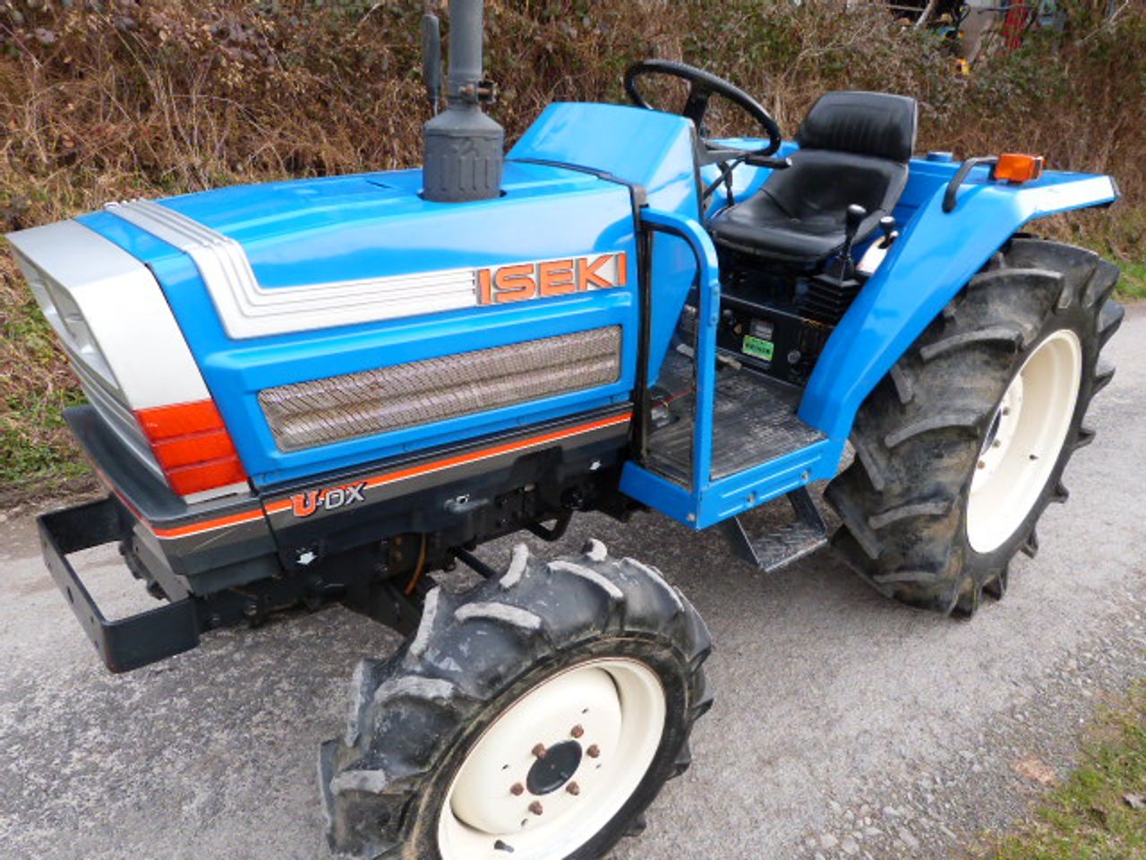 Iseki TA270