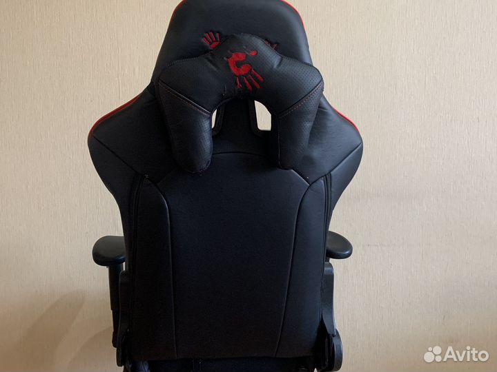 Игровое компьютерное кресло Bloody GC-400