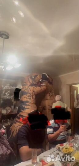 Надувной костюм динозавр