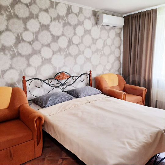 1-к. квартира, 43 м², 2/2 эт.