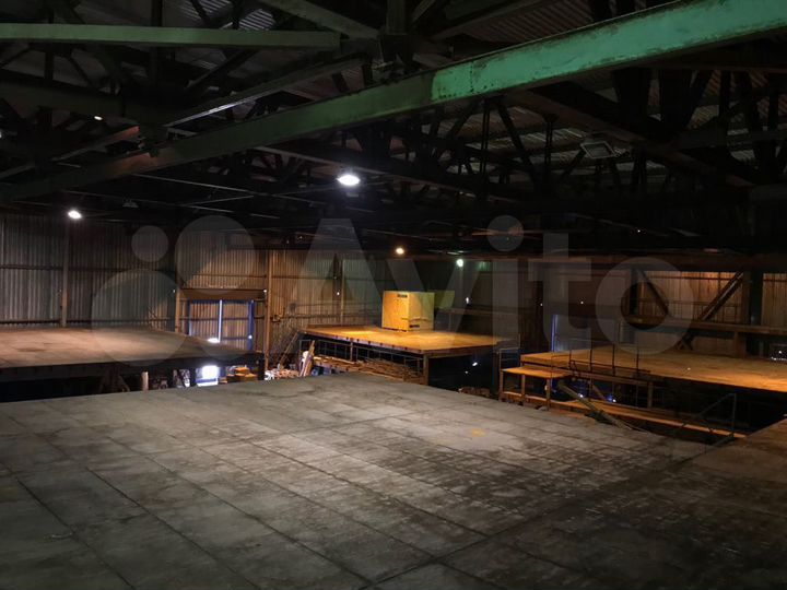 Склад, 980 м²