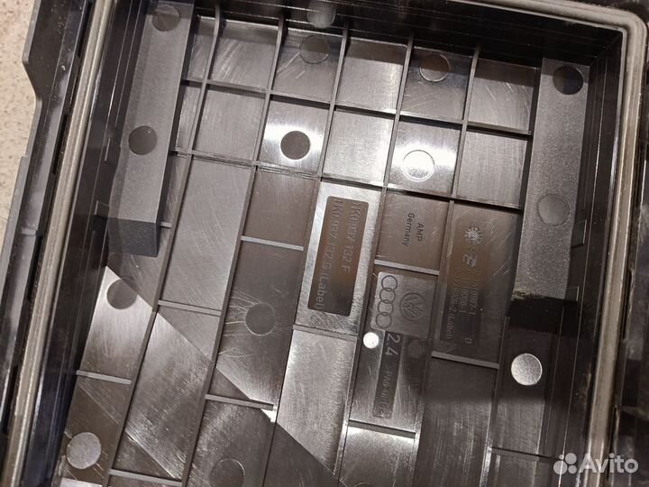 Блок реле под капотом для Volkswagen Tiguan 1 NF