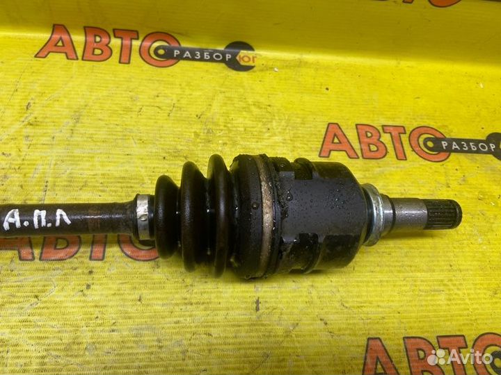 Привод передний левый Toyota Corolla E101 4EFE