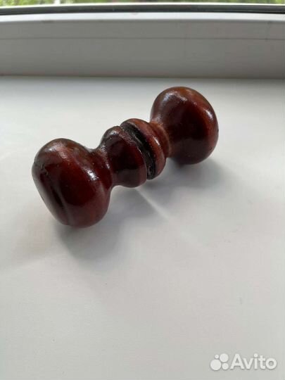 Дверные ручки деревянные