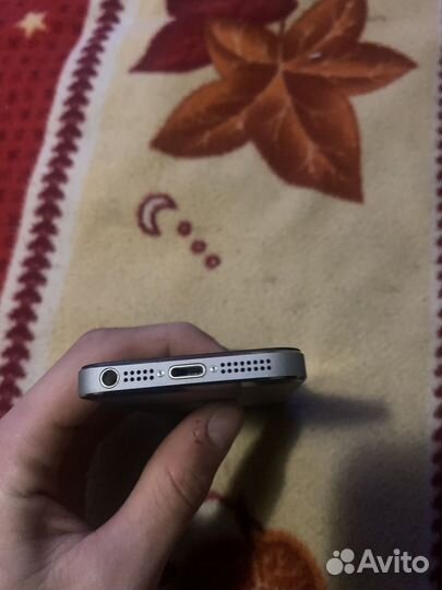 iPhone 5S, 16 ГБ