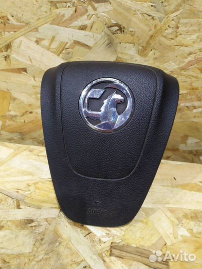 Подушка безопасности водителя Опель Астра J