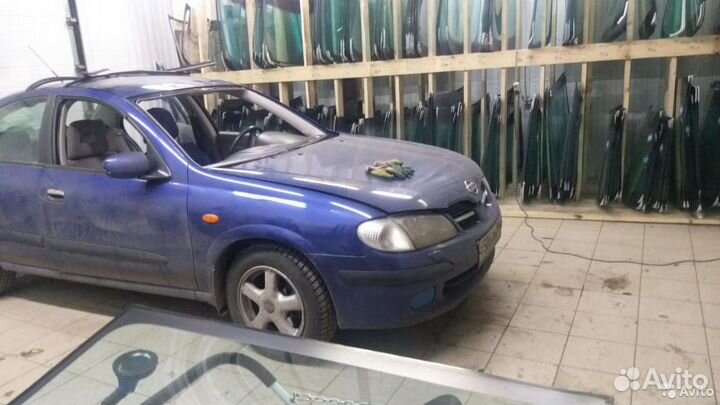 Лобовое стекло Ниссан Альмера