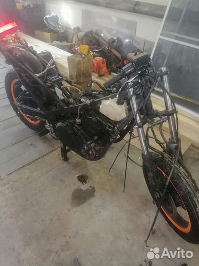 Кавасаки gpz500s