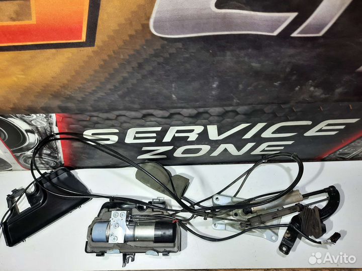 Механизм подъёма двери багажника Mercedes-Ben W164