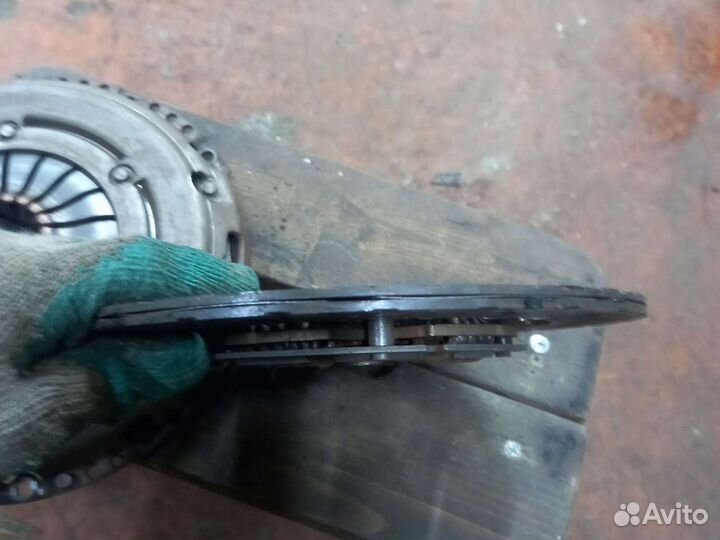 Шкода Рапид сцепление диск с корзиной